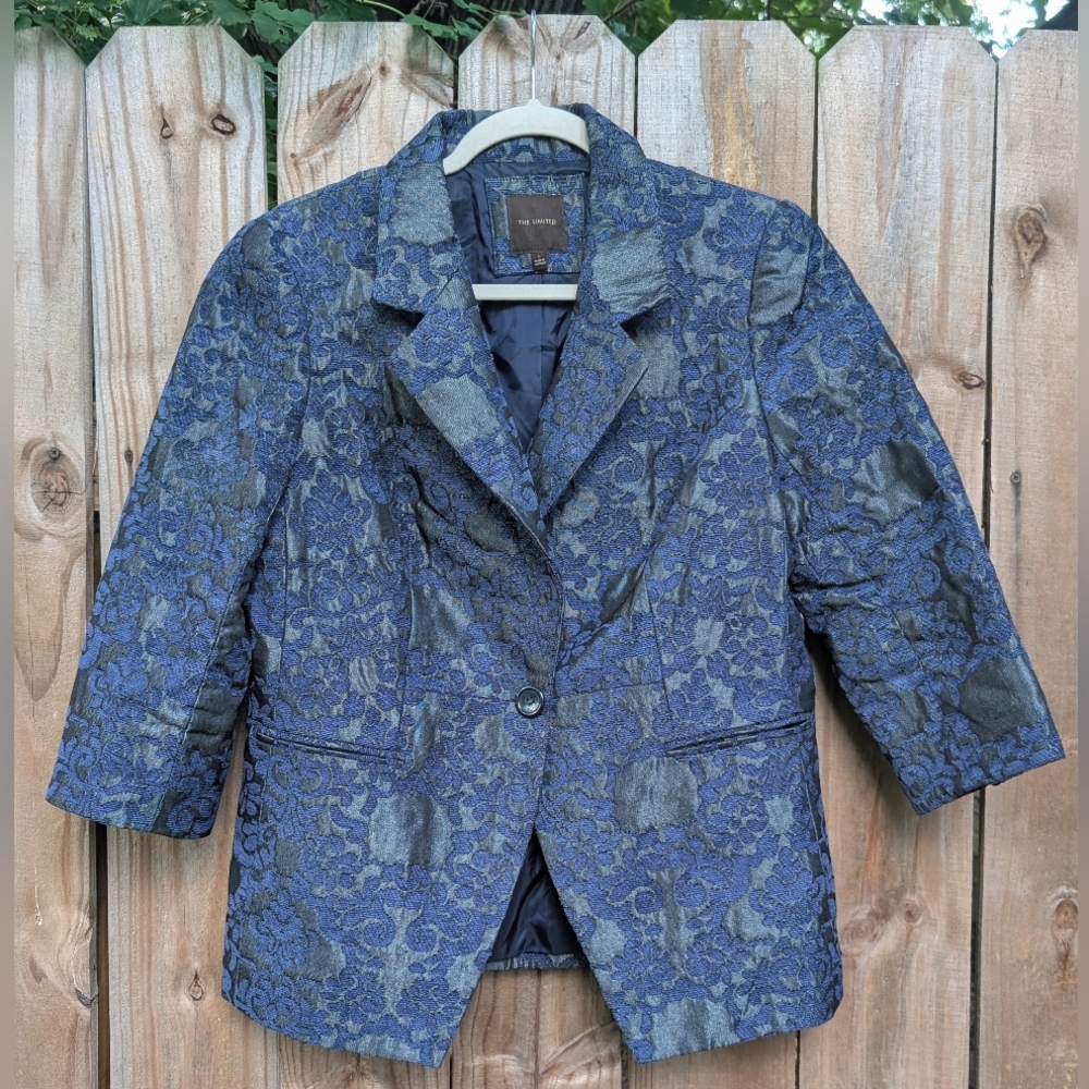 The Limited Blue Floral Embossed 3/4 Sleeve Blazer Jacket